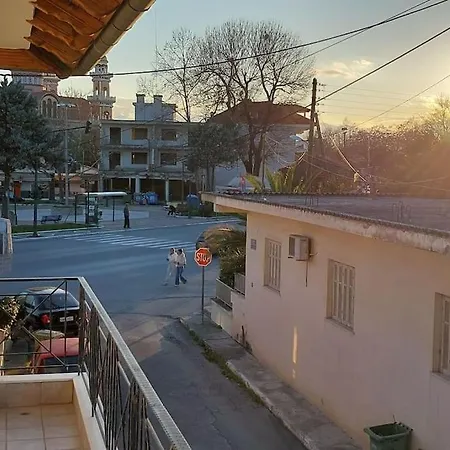 νώε Apartamento Peristasis